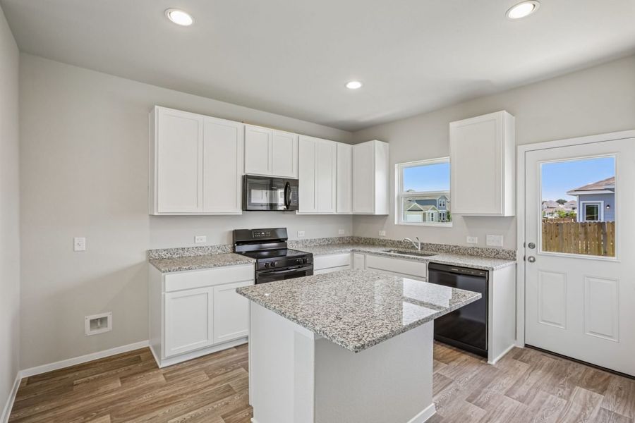 Furnished interior view inside a new home in Edgebrooke, Pflugerville (Image 6).