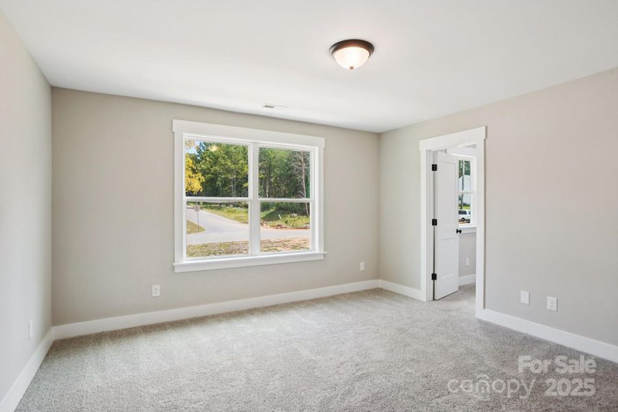 Spacious, unfurnished interior of a new home in , Rock Hill (Image 26).