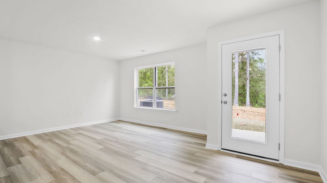 Spacious, unfurnished interior of a new home in Chestnut Ridge Townhomes, Greenville (Image 18).
