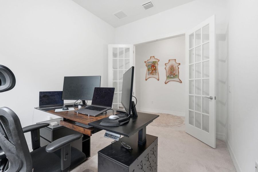 16-web-or-mls-10550_Northbrook_Cir_017