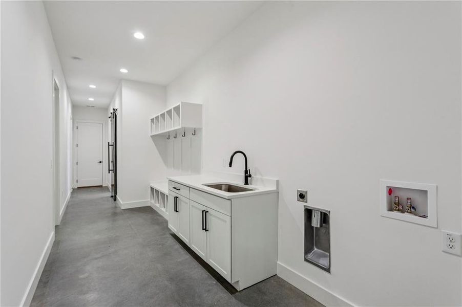 Furnished interior view inside a new home in , Marietta (Image 7).