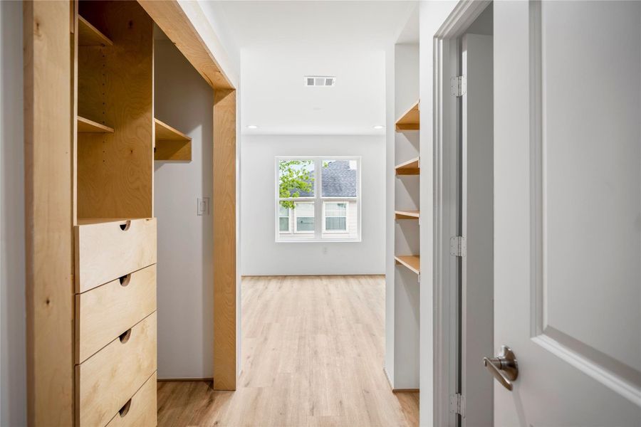 Spacious, unfurnished interior of a new home in , Houston (Image 19). Spacious, unfurnished interior of a new home in , Houston (Image 19).