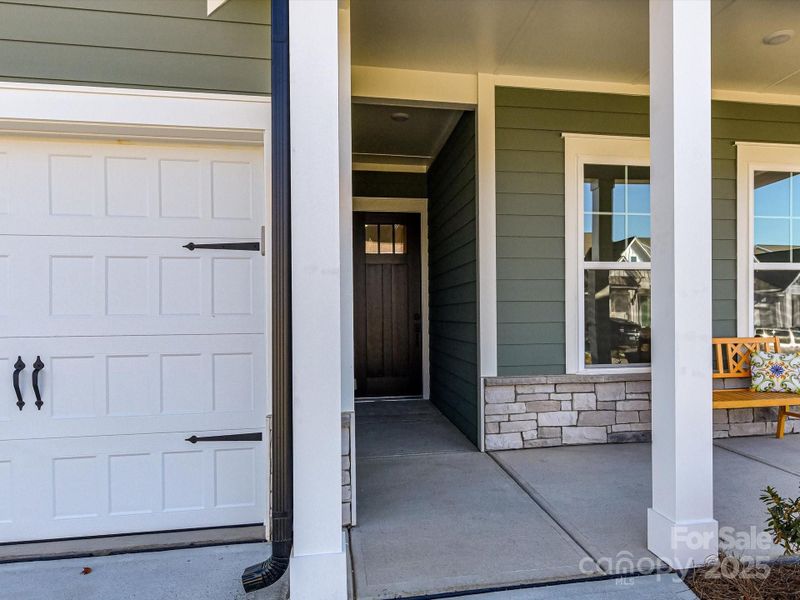 Exterior details and patio area of a home in Encore at Streamside - Classic Series, Waxhaw (Image 4).
