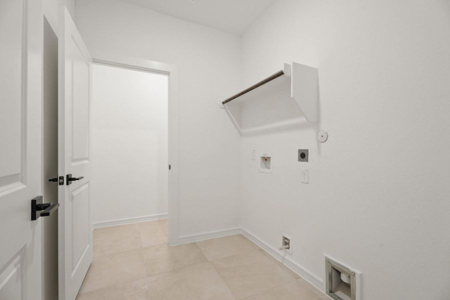 Laundry room (*Photo not of actual home and used for illustration purposes only.) Laundry room (*Photo not of actual home and used for illustration purposes only.)