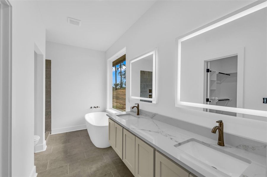 Furnished interior view inside a new home in , Brookeland (Image 13).