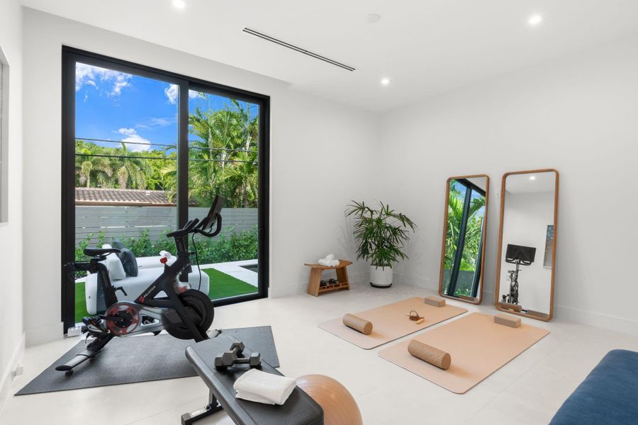 Image 35 of a home in .