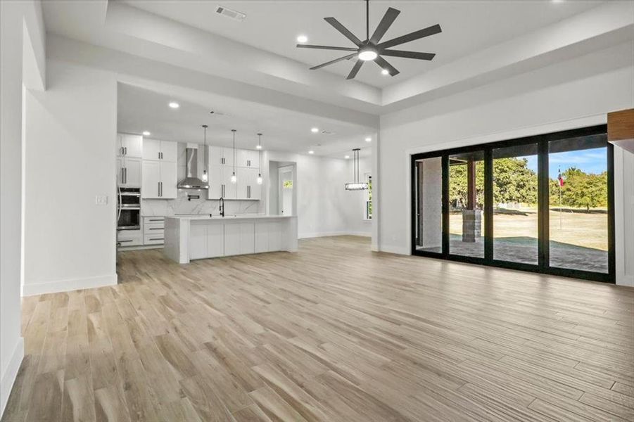 Spacious, unfurnished interior of a new home in , Burleson (Image 29). Spacious, unfurnished interior of a new home in , Burleson (Image 29).