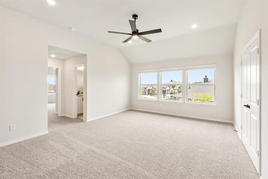 Spacious, unfurnished interior of a new home in Willow Wood, McKinney (Image 37). Spacious, unfurnished interior of a new home in Willow Wood, McKinney (Image 37).