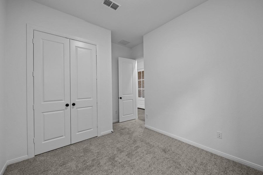 Photo does not represent actual home options and selection. Ask Sales consultant for specific selections.