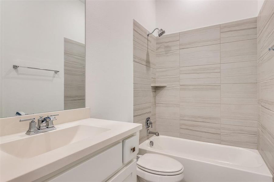 Furnished interior view inside a new home in , Mansfield (Image 5).