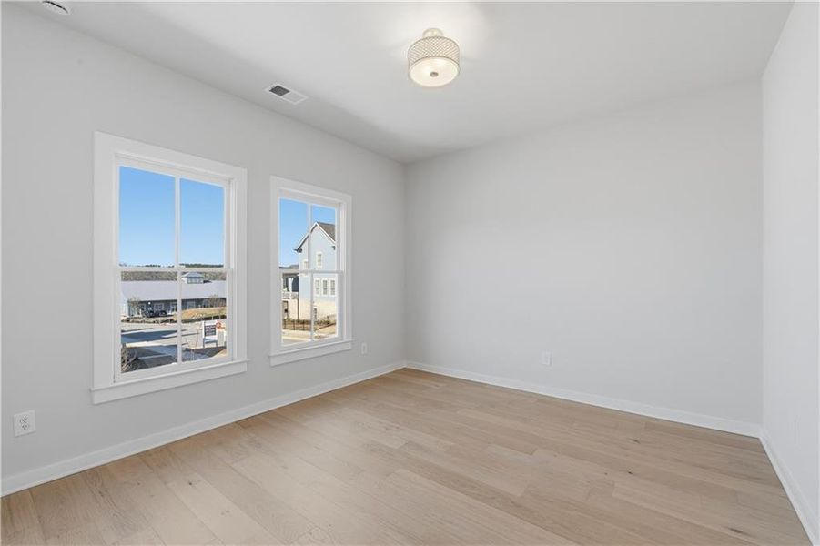 Spacious, unfurnished interior of a new home in , Milton (Image 34).