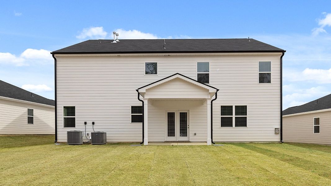 Representative exterior details of a home built from the Mansfield by D.R. Horton in The Abbey at Trolley Run Station, Aiken (Image 2).