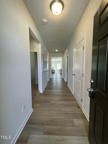 20250809_174528909_iOS