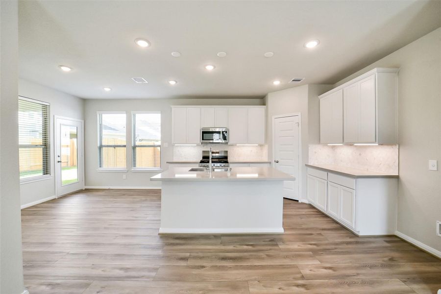 Furnished interior view inside a new home in Anderson Lake, Houston (Image 16).