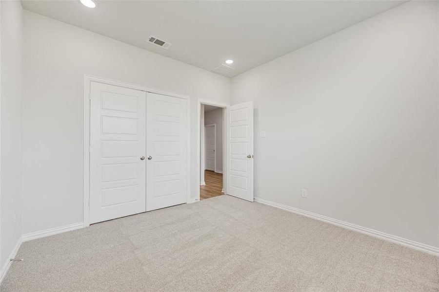 Spacious, unfurnished interior of a new home in Sutton Fields, Celina (Image 11).