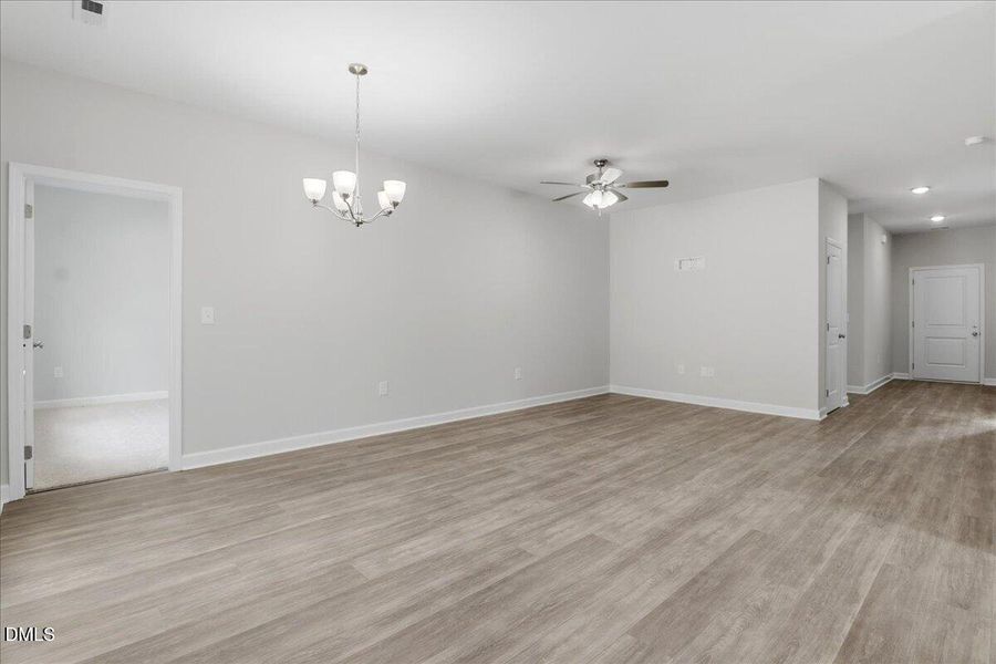 16-115 Sagewood Dr-16