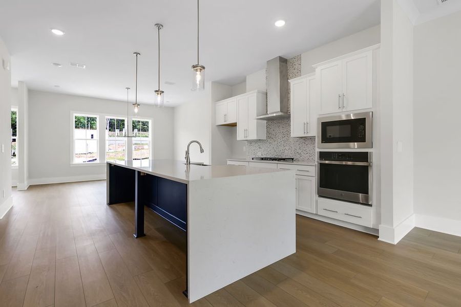 Furnished interior view inside a new home in Echo Park, Suwanee (Image 8).