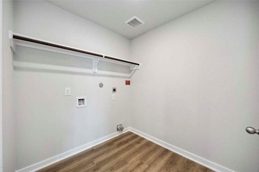 Spacious, unfurnished interior of a new home in The Villages at Westpointe, Dayton (Image 24).