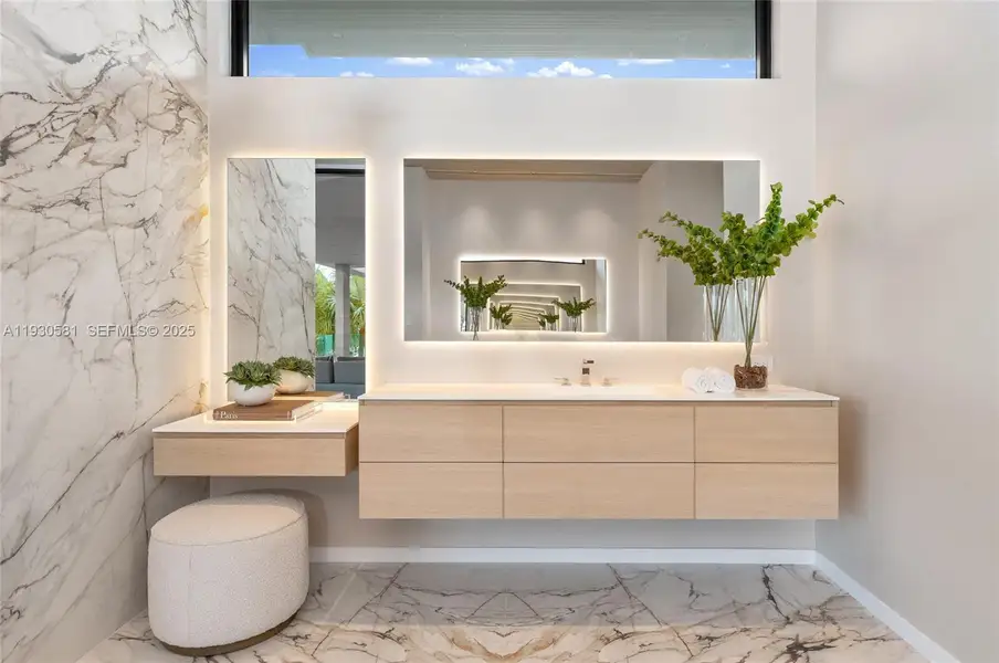 Furnished interior view inside a new home in , Fort Lauderdale (Image 13).