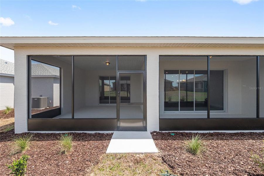 Exterior details and patio area of a home in , Ocala (Image 35).