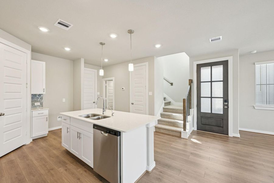 Photo is not of the actual home, but is an inspirational photo of builder’s model home and may depict options, furnishings, and/or decorator features that are not included Photo is not of the actual home, but is an inspirational photo of builder’s model home and may depict options, furnishings, and/or decorator features that are not included