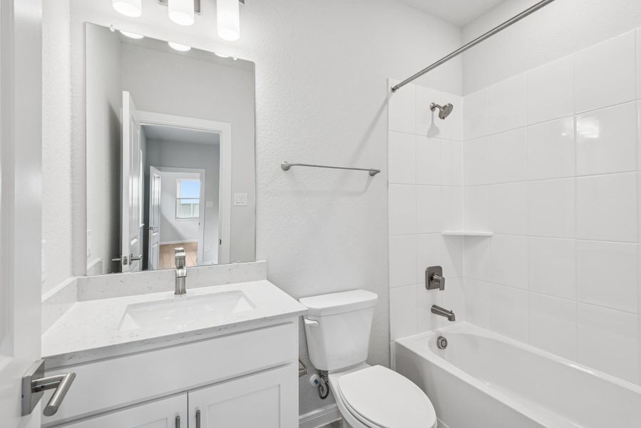 Furnished interior view inside a new home in The Grand Prairie 50’, Hockley (Image 15). Furnished interior view inside a new home in The Grand Prairie 50’, Hockley (Image 15).