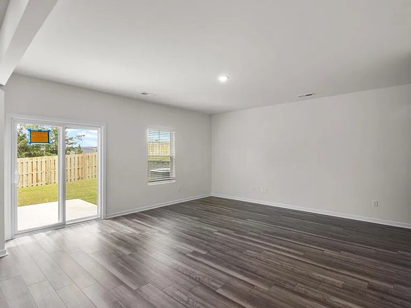 Spacious, unfurnished interior of a new home in Providence Station at Trolley Run, Aiken (Image 10).