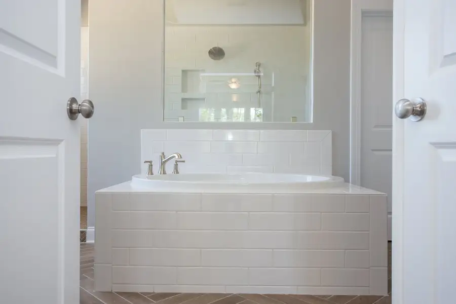 Representative interior finishes for a home built from the Statesville by Caruso Homes in Sauls Landing, Zebulon (Image 23). Representative interior finishes for a home built from the Statesville by Caruso Homes in Sauls Landing, Zebulon (Image 23).