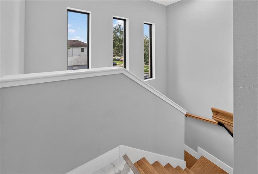 Spacious, unfurnished interior of a new home in , Tampa (Image 57).