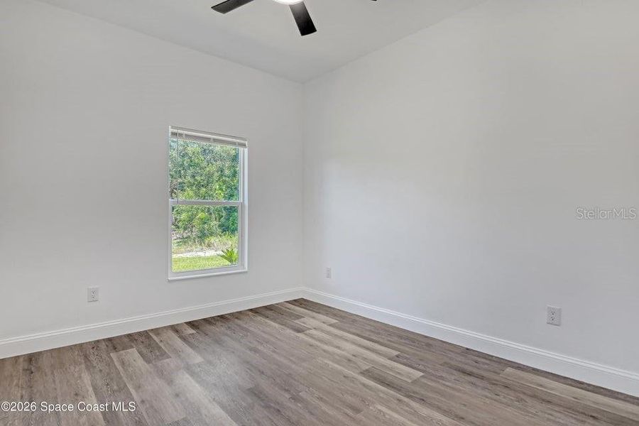 Spacious, unfurnished interior of a new home in , Palm Bay (Image 23).
