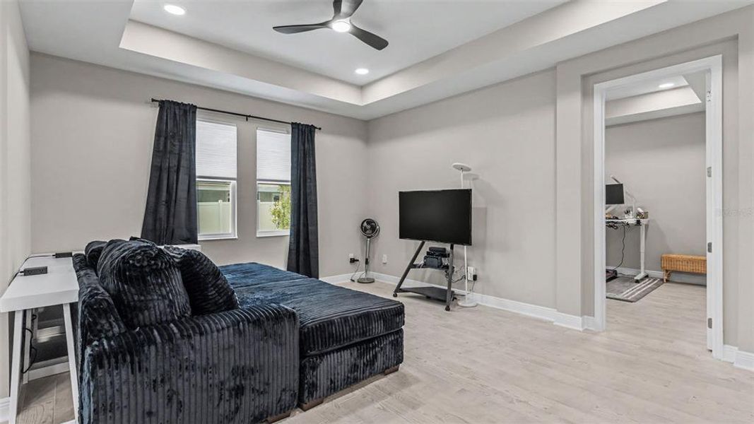 Furnished interior view inside a new home in , Lakeland (Image 16).