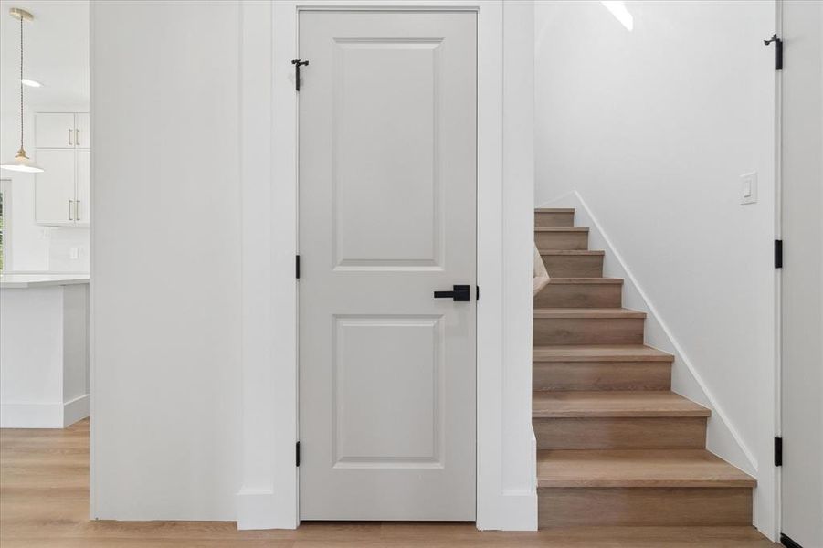 Spacious, unfurnished interior of a new home in , Glenn Heights (Image 18).