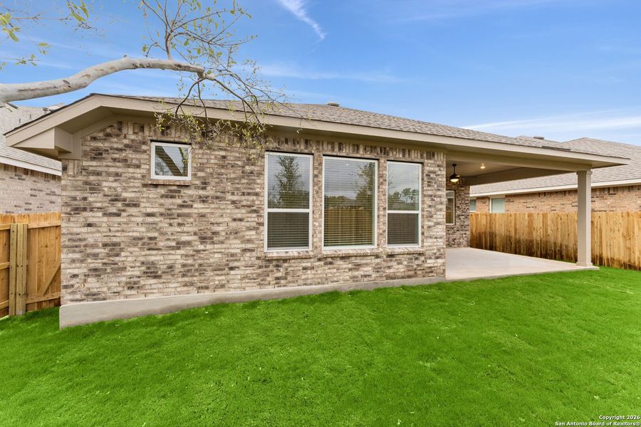 Exterior details and patio area of a home in Davis Ranch 50', San Antonio (Image 18).