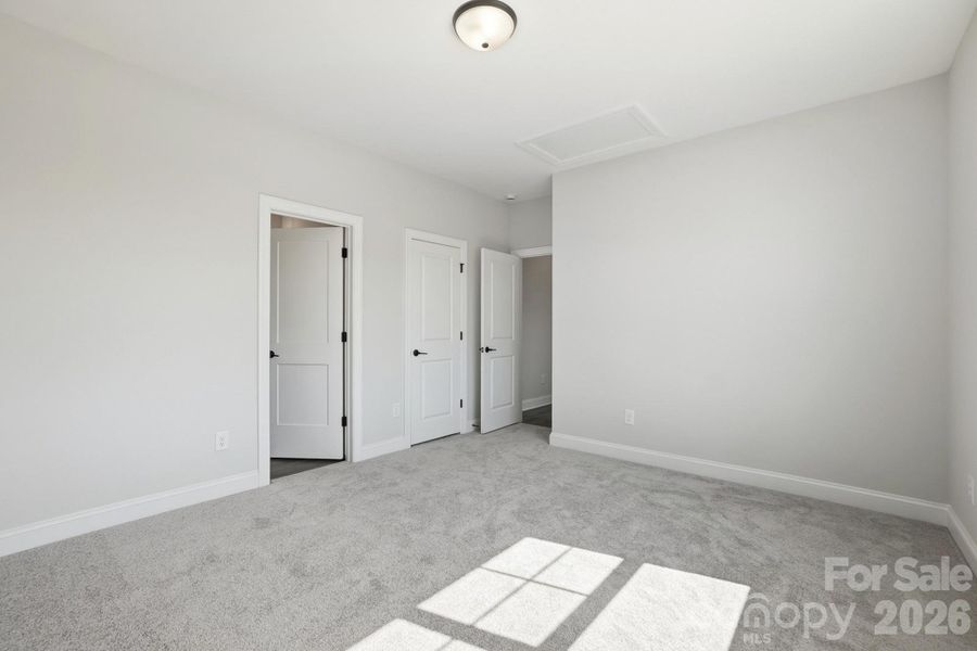 Spacious, unfurnished interior of a new home in Harmony, Harrisburg (Image 31).