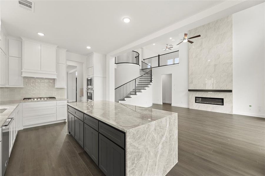 11. 991 Georgetown - Kitchen (3)