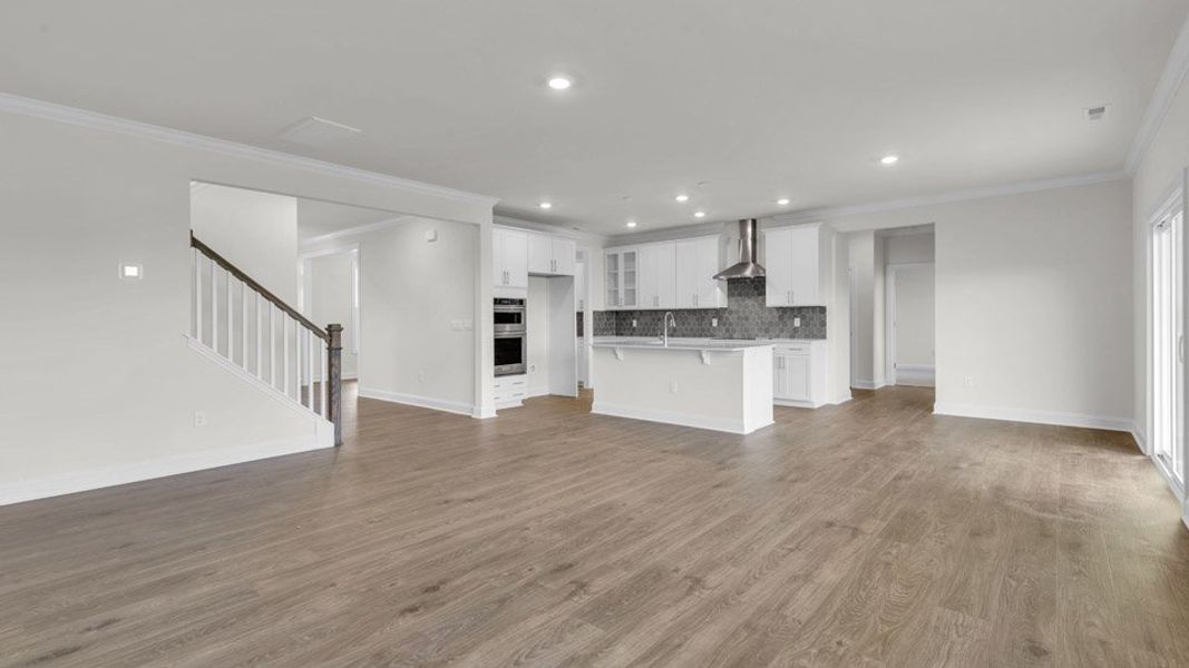 Spacious, unfurnished interior of a new home in Eagle Creek, Fuquay Varina (Image 18).