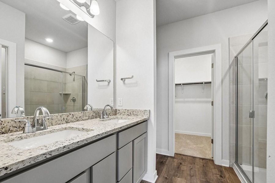 Furnished interior view inside a new home in Eastwood at Sonterra, Jarrell (Image 16).