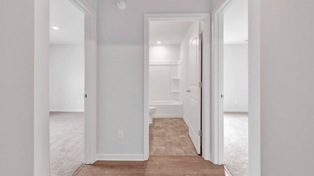 Spacious, unfurnished interior of a new home in Riggs Pointe, Millington (Image 23).