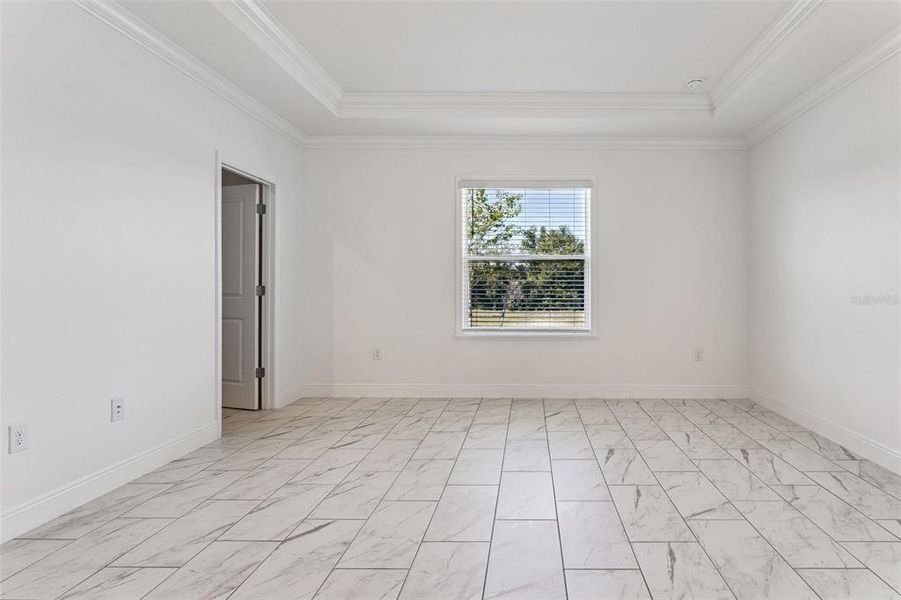 Spacious, unfurnished interior of a new home in Villa Pass, Mascotte (Image 25). Spacious, unfurnished interior of a new home in Villa Pass, Mascotte (Image 25).