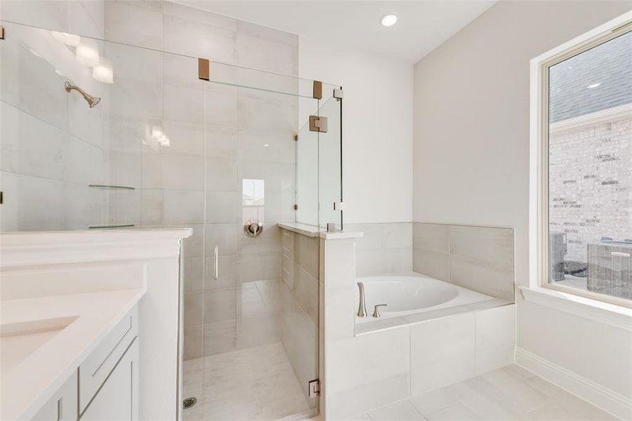 Furnished interior view inside a new home in Villages of Creekwood, Frisco (Image 12).