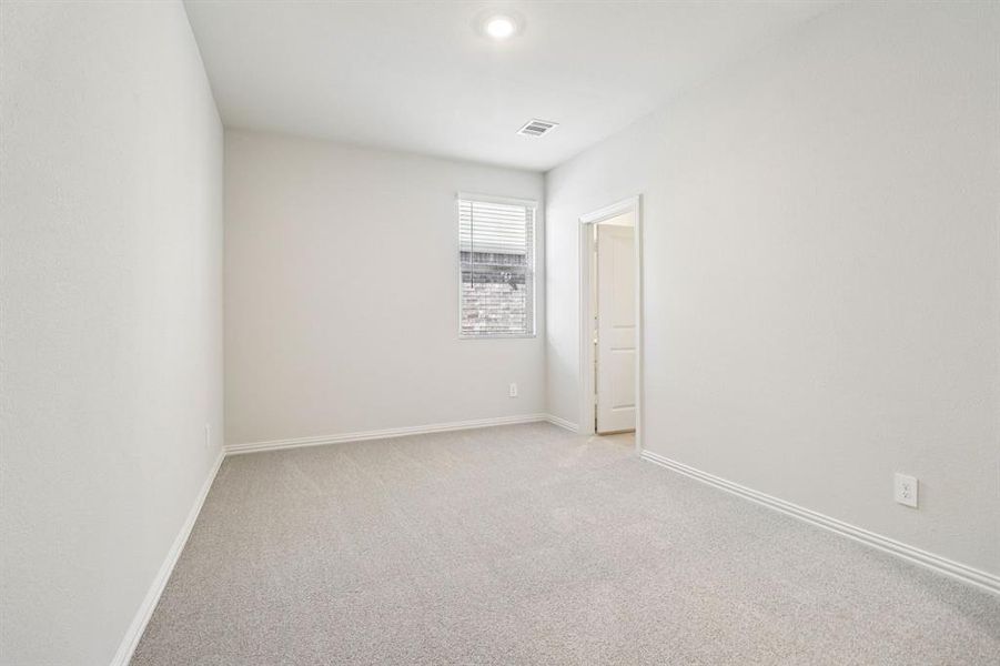 Spacious, unfurnished interior of a new home in Lakehaven - Premier Series, Farmersville (Image 36).