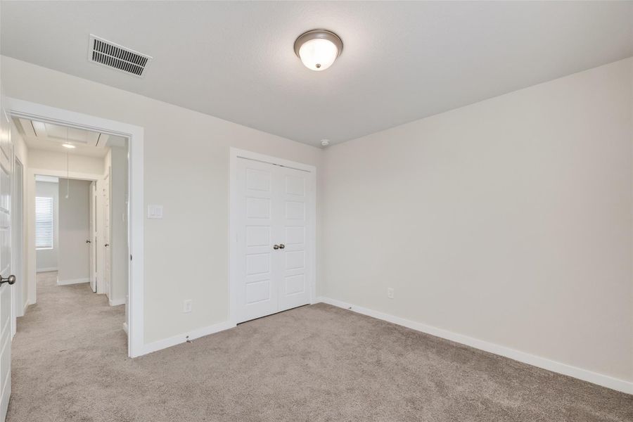 Spacious, unfurnished interior of a new home in Heights of Barbers Hill, Baytown (Image 34).