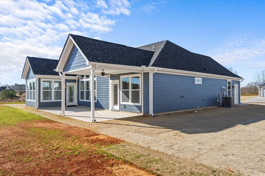 Representative exterior photo of a completed home built from the Roosevelt by Enchanted Homes in Messer Farms, Inman, SC (Image 19). Representative exterior photo of a completed home built from the Roosevelt by Enchanted Homes in Messer Farms, Inman, SC (Image 19).
