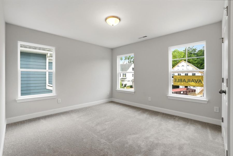 Spacious, unfurnished interior of a new home in Caldwell Forest, Charlotte (Image 26). Spacious, unfurnished interior of a new home in Caldwell Forest, Charlotte (Image 26).