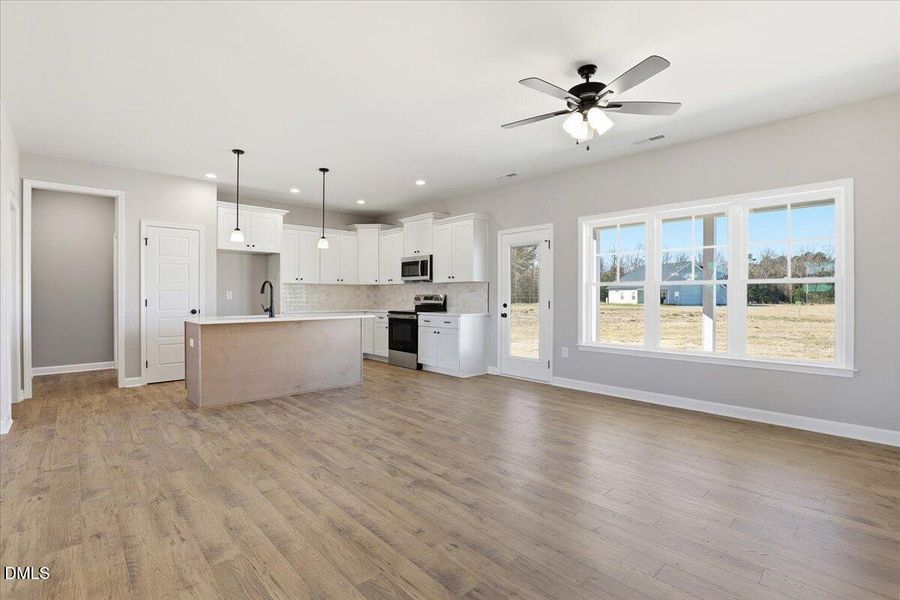 16-3696 Drew Farmer Rd-16