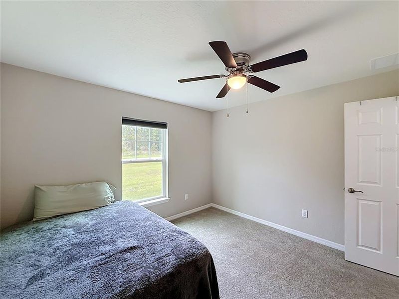 Spacious, unfurnished interior of a new home in , Dunnellon (Image 26).