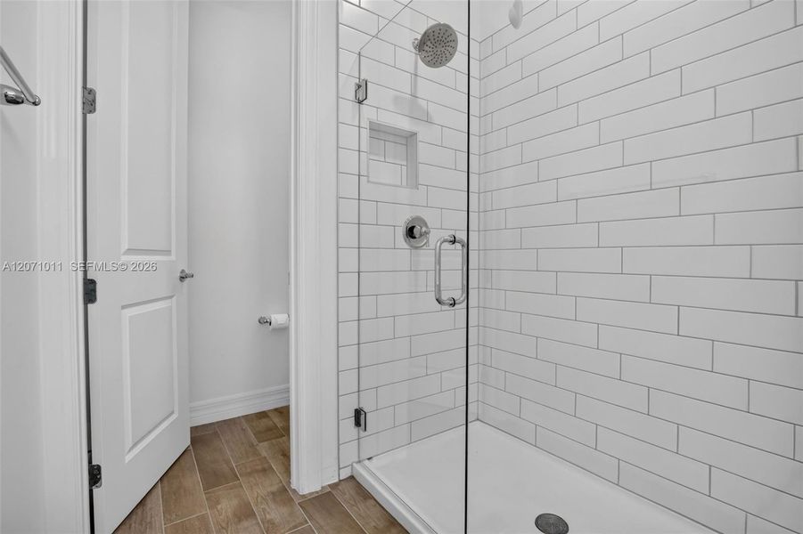 Close-up of interior finishes inside a home in , Plantation (Image 13).