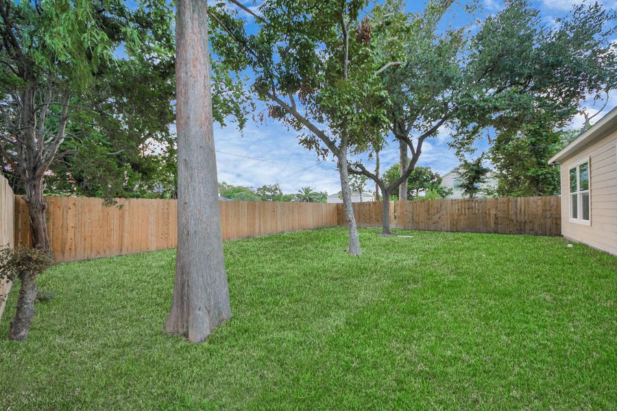 Exterior details and patio area of a home in , La Porte (Image 29).
