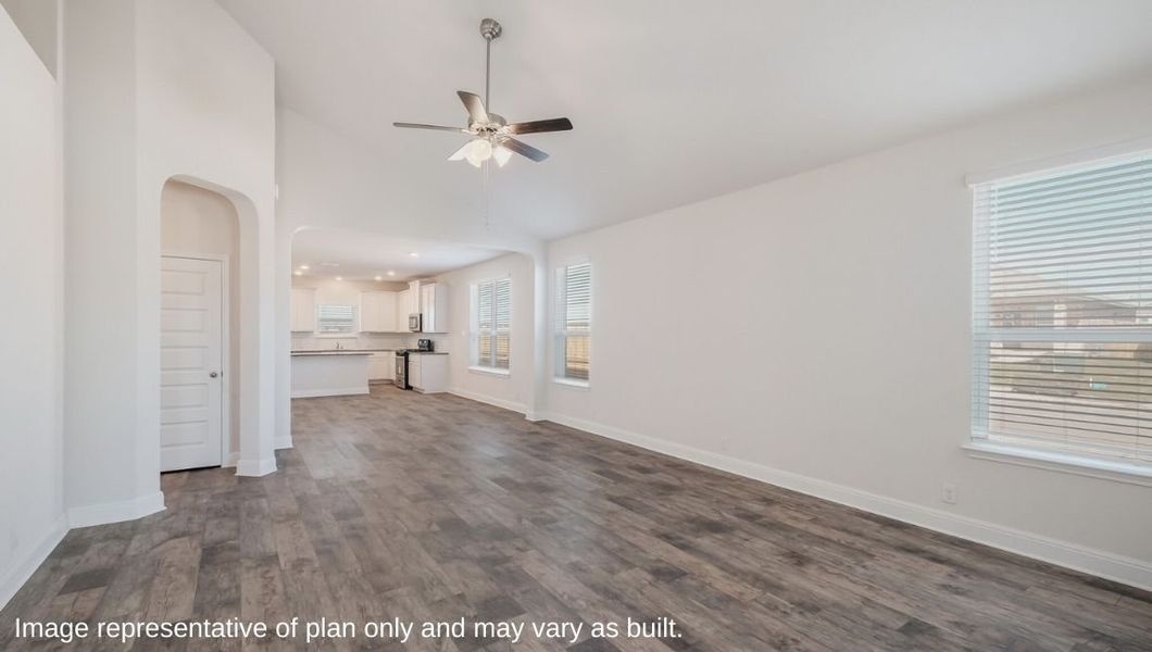 Representative unfurnished interior of a home built from the The Driftwood by D.R. Horton in Steele Creek, Cibolo (Image 12).