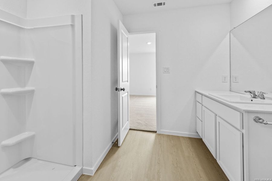 Furnished interior view inside a new home in Spring Grove, St. Hedwig (Image 5).